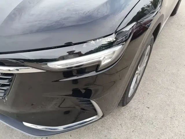Buick Envision Plus — Фото автомобиля 23