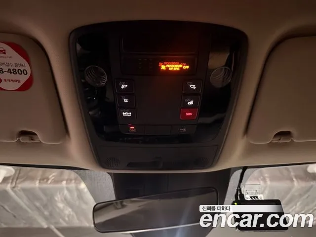 Kia Carnival Generation 4 — Фото автомобиля 12
