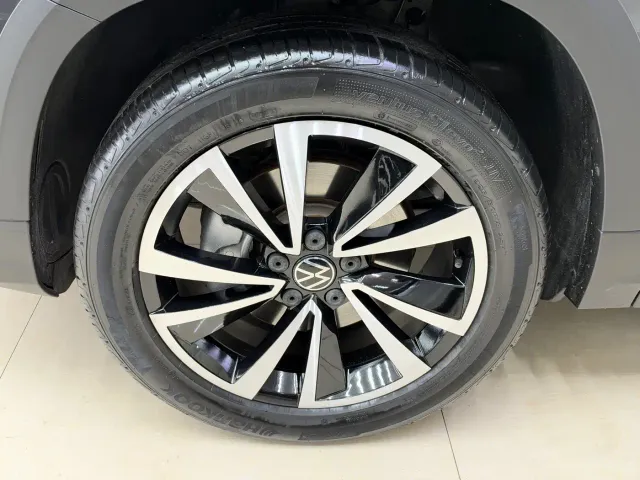Volkswagen Tharu — Фото автомобиля 24