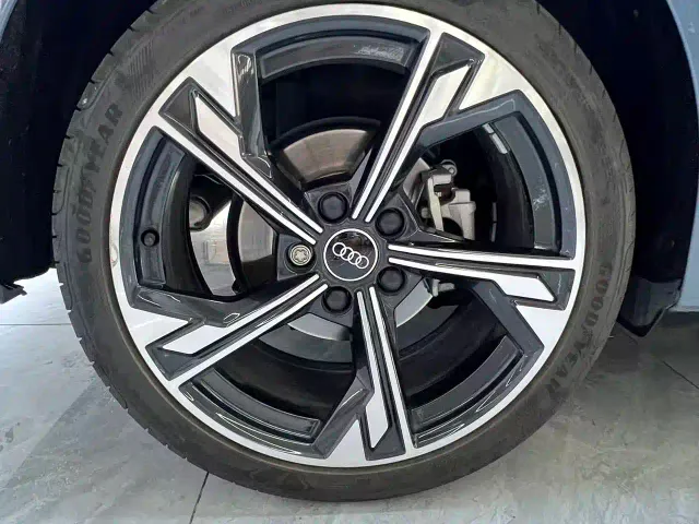 Audi A3 — Фото автомобиля 16