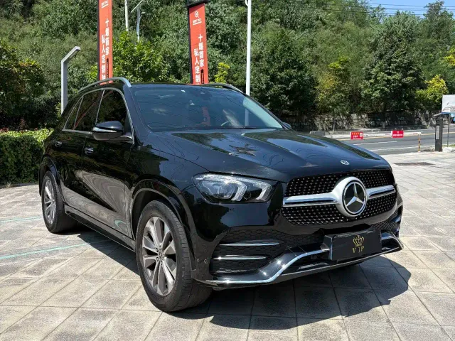 Mercedes-Benz GLE-Class — Фото автомобиля 2
