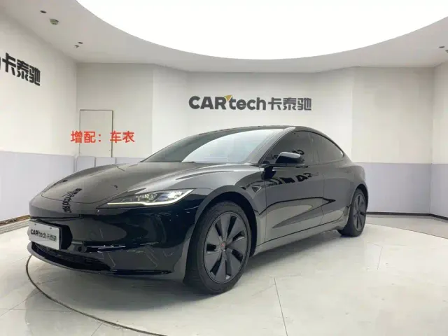 Фотография автомобиля — Tesla Model 3