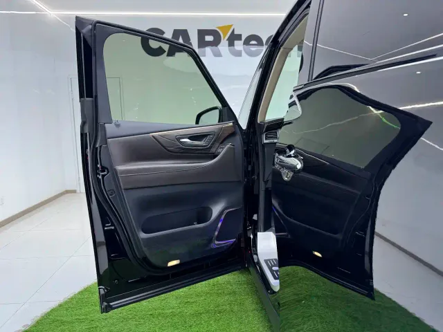 Toyota Alphard — Фото автомобиля 22