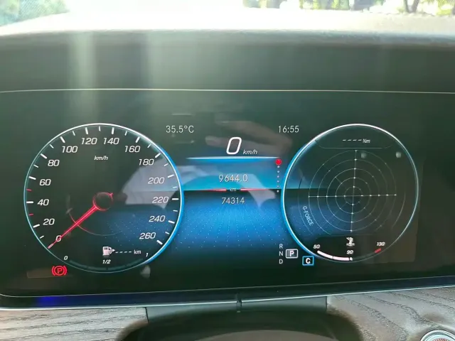 Mercedes-Benz E-Class — Фото автомобиля 13