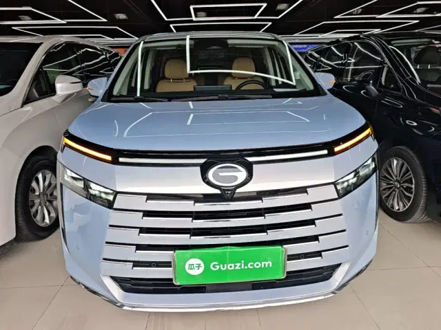 GAC Trumpchi E8 — Фото автомобиля 2