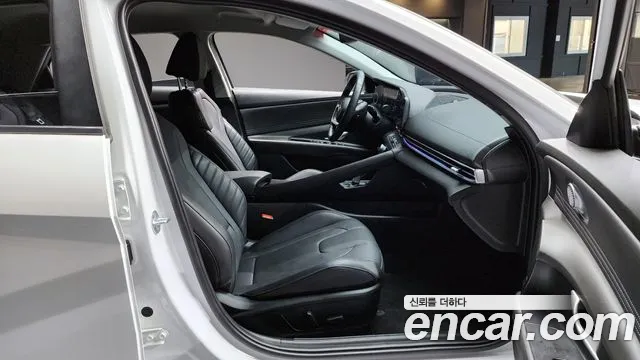 Hyundai AVANTE Новый Avante (CN7) — Фото автомобиля 10