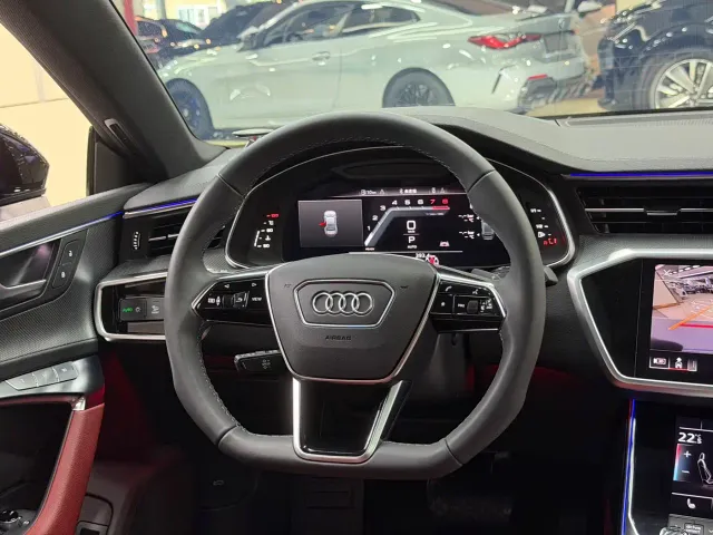 Audi A7L — Фото автомобиля 12