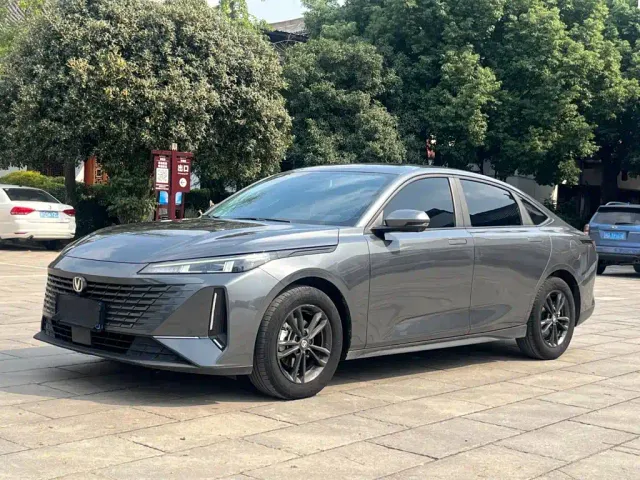 Фотография автомобиля — Changan Lamore