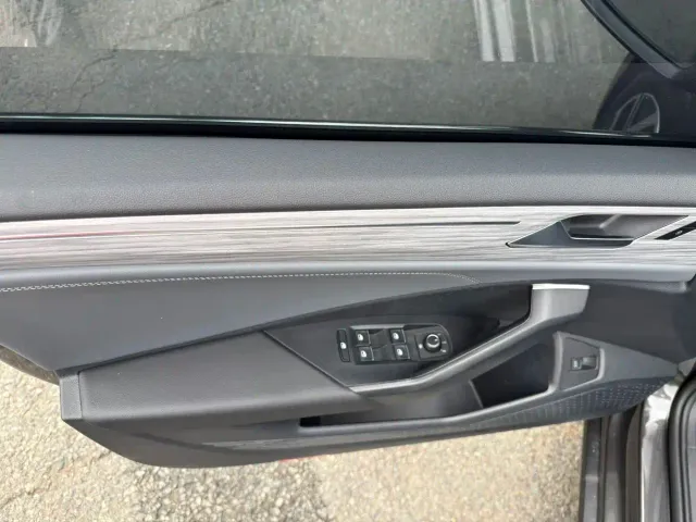Volkswagen Sagitar — Фото автомобиля 4
