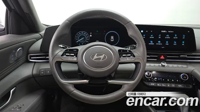 Hyundai Avante CN7 — Фото автомобиля 14