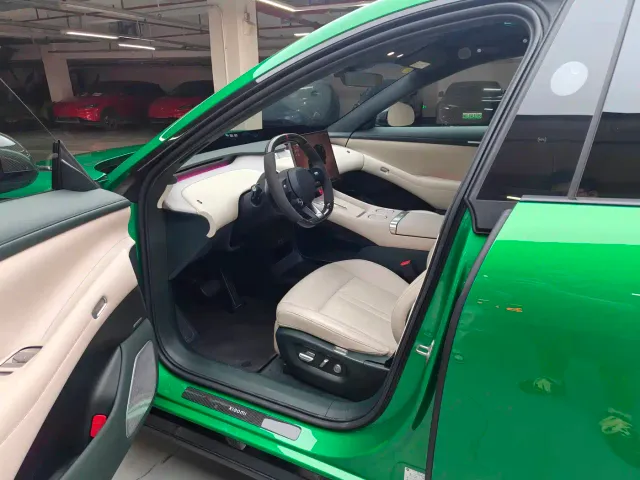 Xiaomi YU7 — Фото автомобиля 5