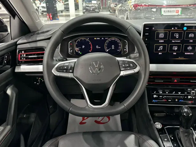 Volkswagen Lavida — Фото автомобиля 6