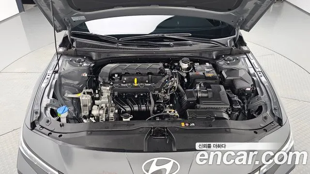 Hyundai Avante CN7 — Фото автомобиля 9