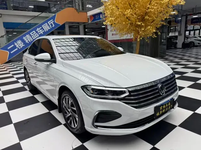 Volkswagen Lavida — Фото автомобиля 2