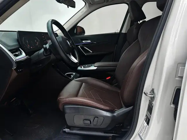 BMW X1 — Фото автомобиля 10