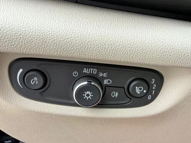 Buick Regal — Фото автомобиля 29
