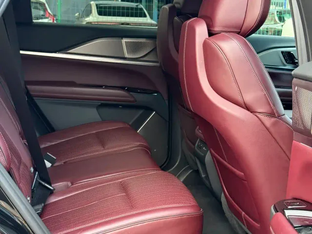 Cadillac XT5 — Фото автомобиля 15