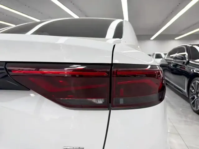 Geely Emgrand 2022 4th Generation 1.5L CVT Elite — Фото автомобиля 19