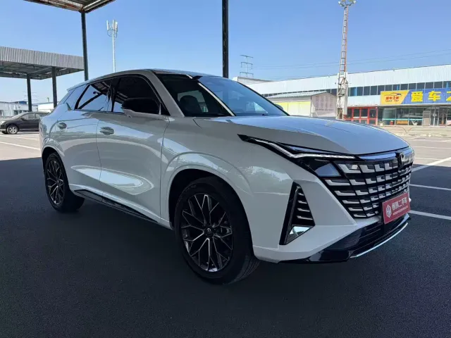 Changan UNI-Z — Фото автомобиля 3