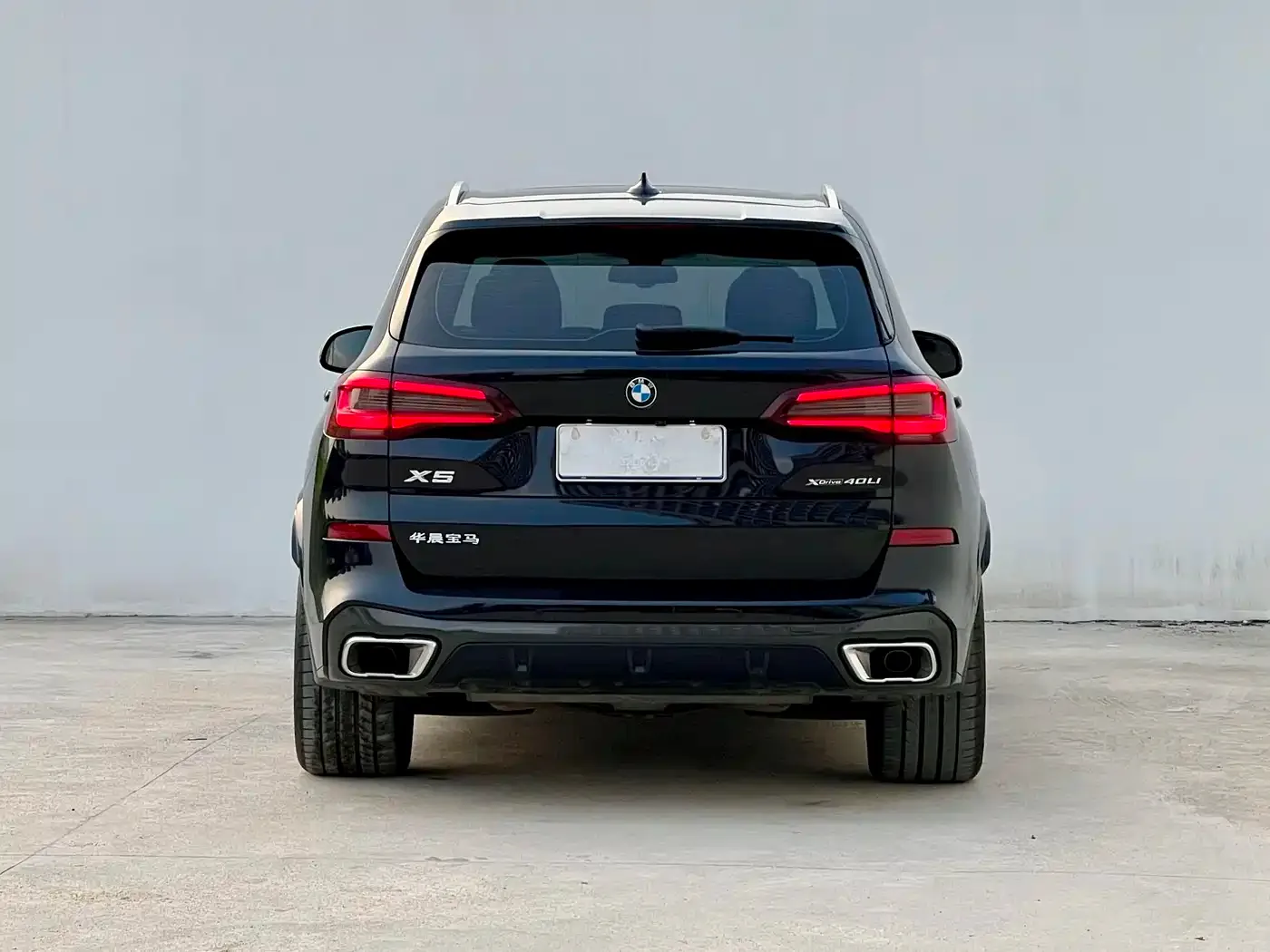 BMW BMW X5 2022 Facelift xDrive 40Li M Sport Package — Фото автомобиля 10