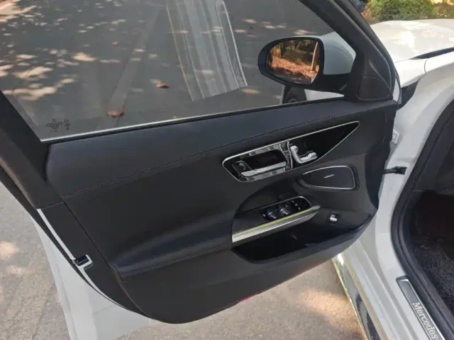 Mercedes-Benz C-Class — Фото автомобиля 7