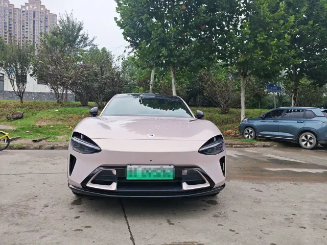 Xiaomi YU7 — Фото автомобиля 3
