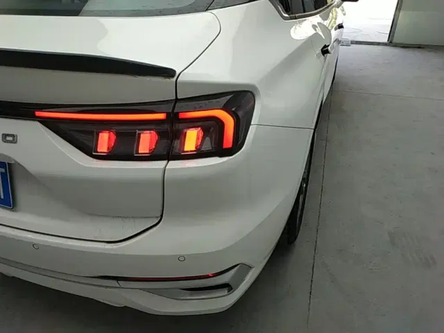 Ford Mondeo — Фото автомобиля 7