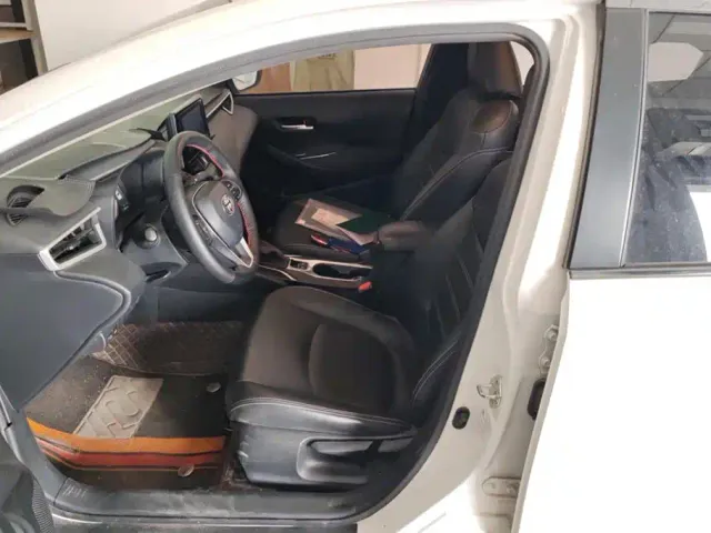 Toyota Corolla — Фото автомобиля 9