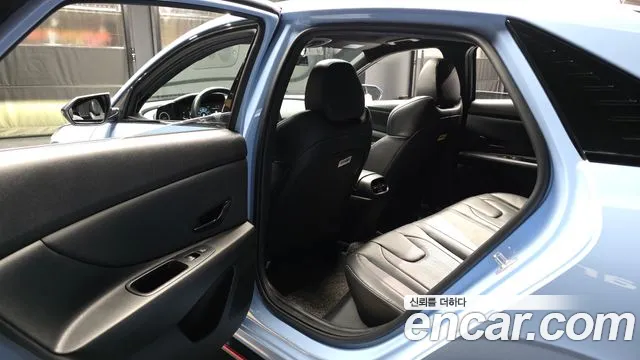 Hyundai Avante CN7 — Фото автомобиля 16