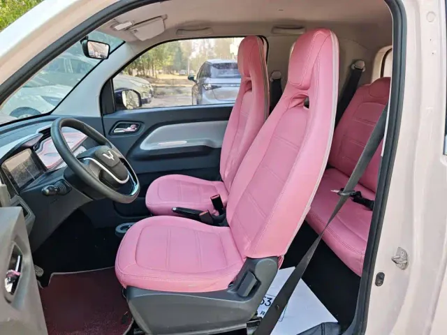 Wuling Hongguang Mini EV — Фото автомобиля 14