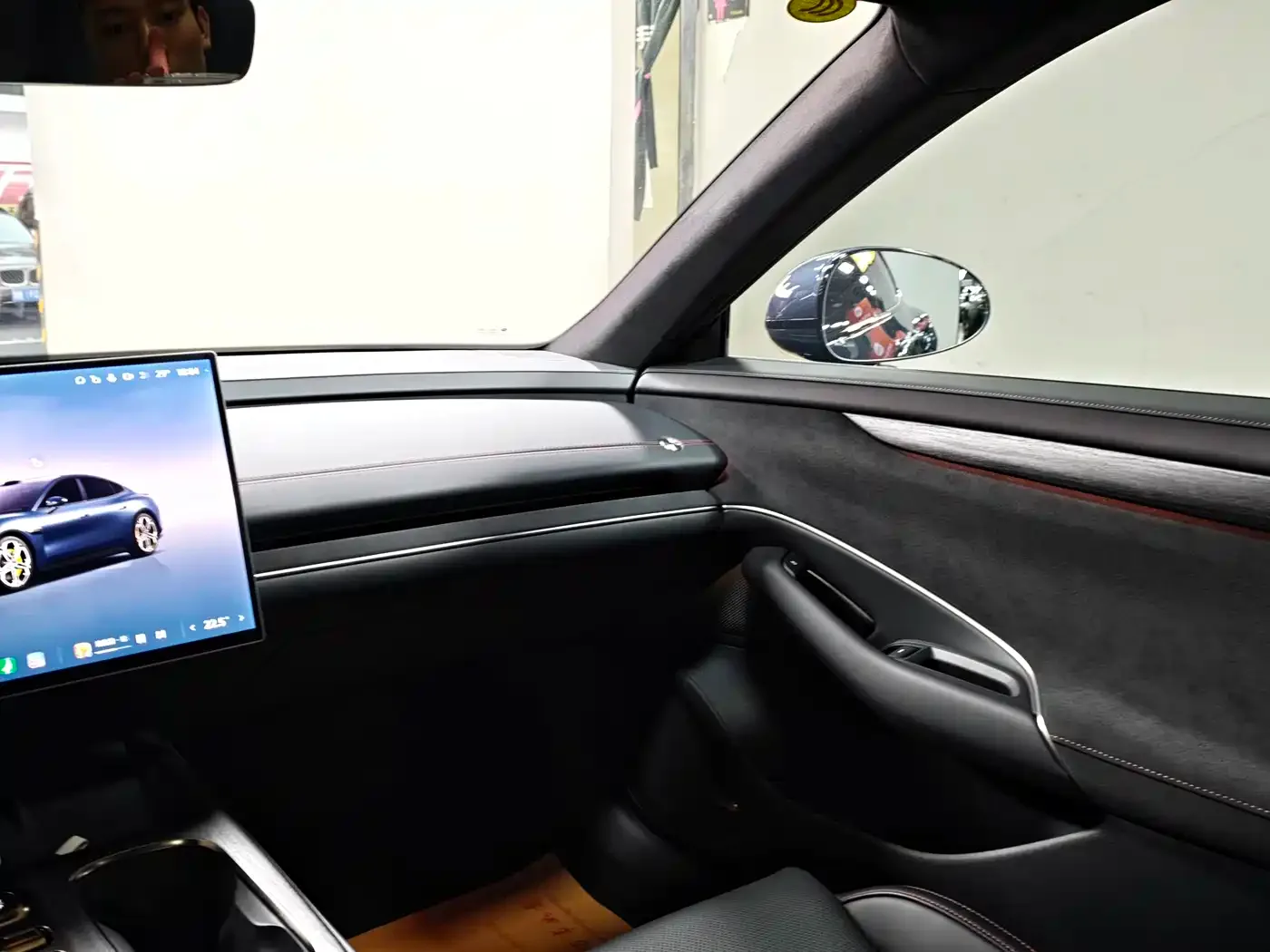 Xiaomi Auto Xiaomi SU7 2024 AWD Extended Range Advanced Smart Driving Max Edition — Фото автомобиля 17