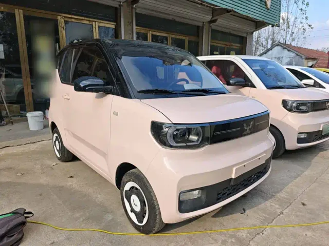 Wuling Hongguang Mini EV — Фото автомобиля 3