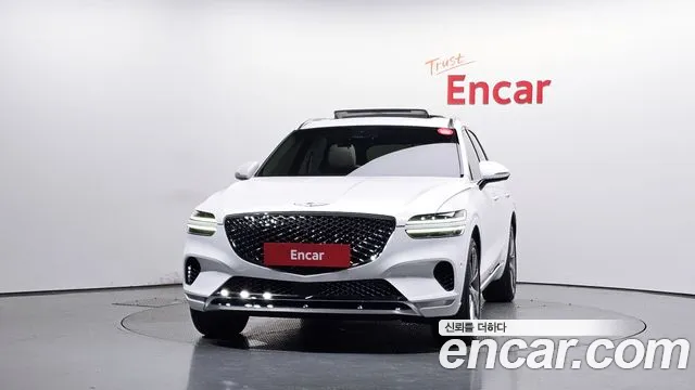 Genesis GV70 — Фото автомобиля 3