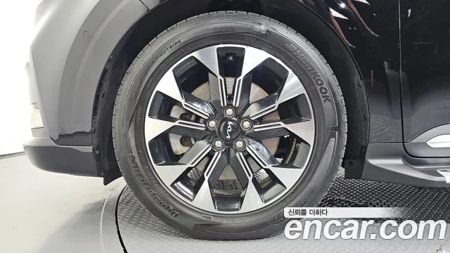 Kia Canival Carnival 4 поколение Бензин 9 мест Hi-Limousine — Фото автомобиля 5