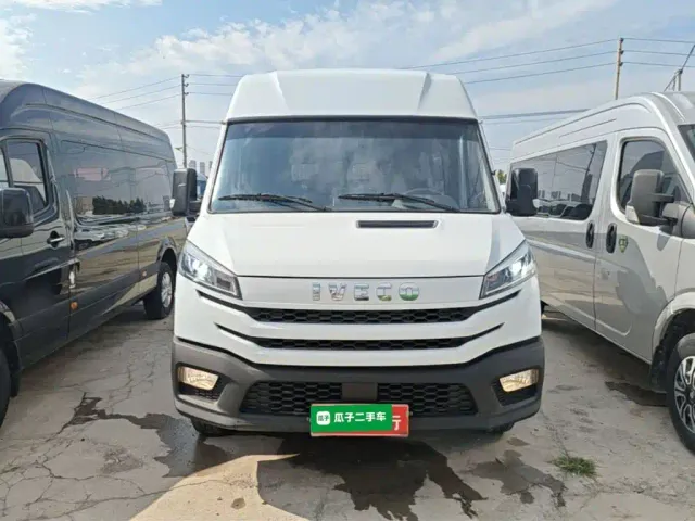 Iveco Daily — Фото автомобиля 2
