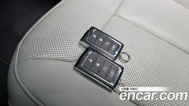 Jeep Cherokee Grand Cherokee(WL) 3.6 Overland — Фото автомобиля 3