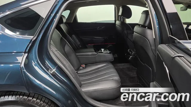 Genesis G80 RG3 — Фото автомобиля 12