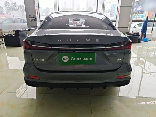 Roewe i5 — Фото автомобиля 5