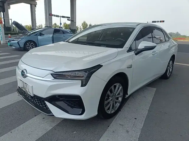 Фотография автомобиля — GAC Aion S