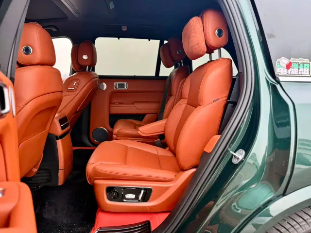 Li Auto L9 — Фото автомобиля 7