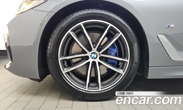 BMW 5 Series G30 — Фото автомобиля 5