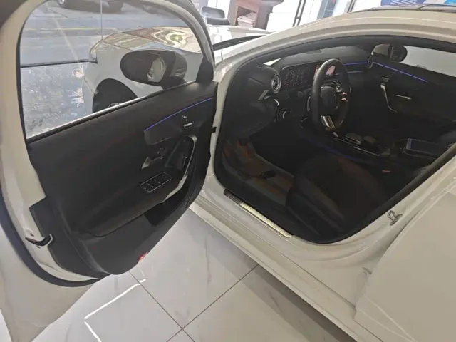 Mercedes-Benz A-Class — Фото автомобиля 15
