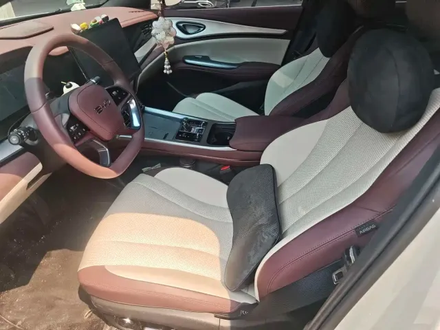 BYD Seal 07 DM-i — Фото автомобиля 9