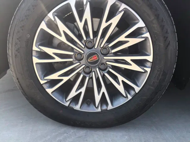 Hongqi H5 — Фото автомобиля 15