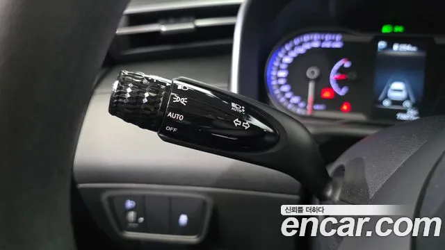 Hyundai Tucson Tucson (NX4) Дизель 2.0 4WD — Фото автомобиля 29