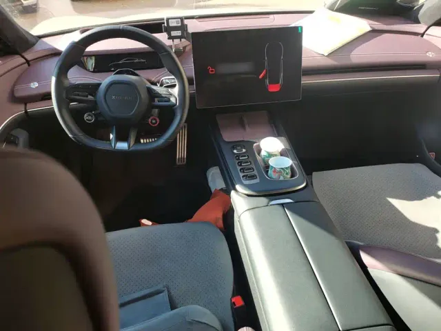 Xiaomi SU7 — Фото автомобиля 5