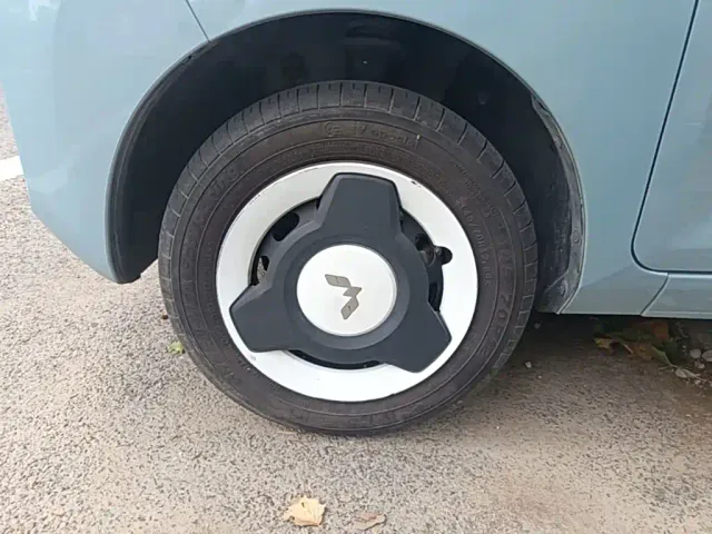 Wuling Hongguang Mini EV — Фото автомобиля 22