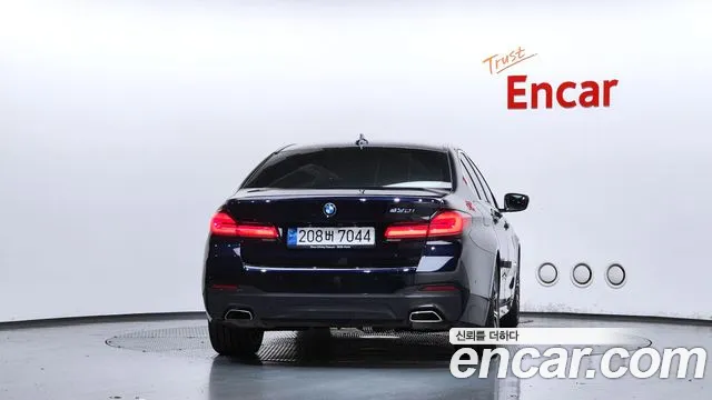 BMW 5 Series G30 — Фото автомобиля 4