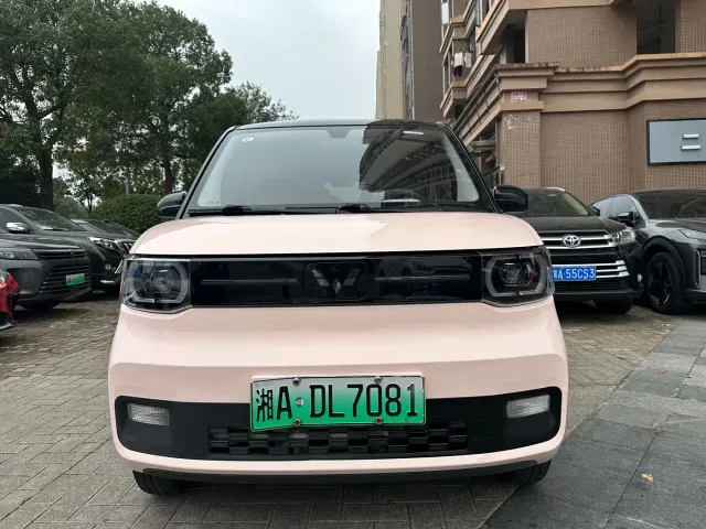 Wuling Hongguang Mini EV — Фото автомобиля 2