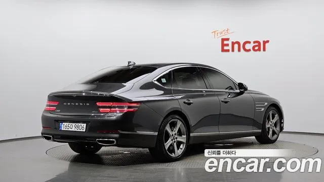 Фотография автомобиля — Genesis G80 RG3